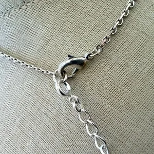 Avon Vintage beaded Teardrop Y Drop Necklace Silver Tone thumbnail 4
