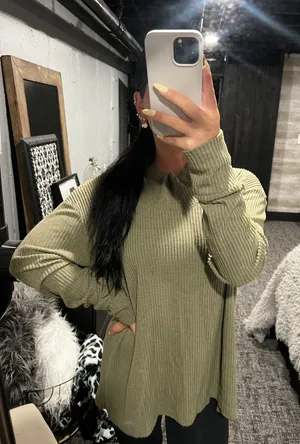 Jane and Delancey Top Soft Shirt thumbnail 1