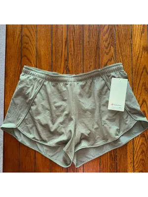 Lululemon Swiftly Short Mid-Rise 3” Bay Leaf Size 14 NWT thumbnail 2