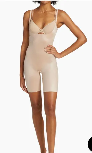 Spanx  Thinstincts 2.0 Open-Bust Mid-Thigh Bodysuit thumbnail 3