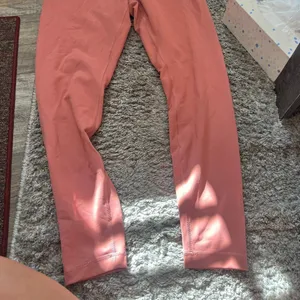Lululemon leggings size 14‎ thumbnail 2
