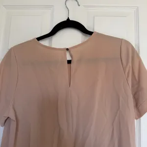 Sienna Sky Blush Pink Short Sleeve Blouse Size Medium thumbnail 5