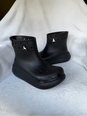 Crocs Unisex Crush Ankle Boots M6 / W 8 With Charms thumbnail 3