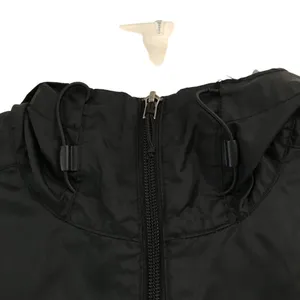 Columbia full zip black hooded windbreaker S‎ thumbnail 3