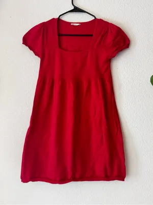 Women’s Red Square-Neck Short Sleeve Tunic thumbnail 1