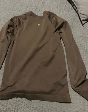 Lululemon Swiftly Tech  thumbnail 1