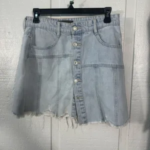 Risen High Waisted Raw Hem Denim Buttondown Skirt Size Medium EUC thumbnail 2