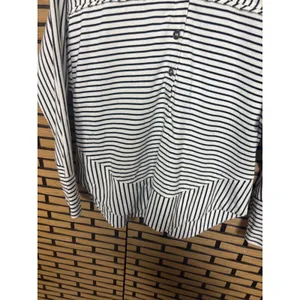 Entro White And‎ Black Stripe Top Size Small thumbnail 4