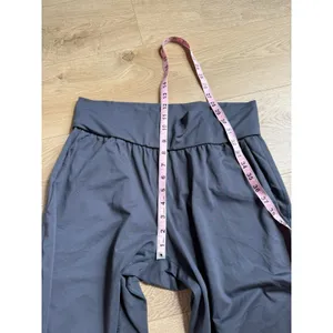 EUC Womens Under Armour gray stretch‎ athletic jogger soft tapered leg size M thumbnail 6