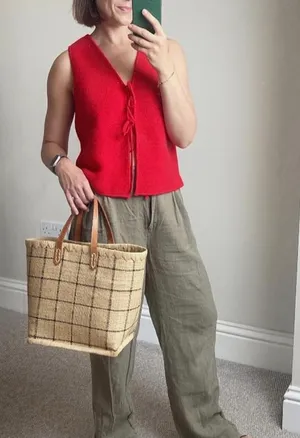 Amazon Red sweater vest bows thumbnail 1