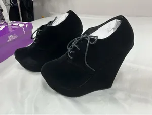 Womans New Forever Trendy Lace Up Platform Wedge Bootie Size 8 Black thumbnail 1