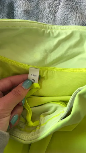 Lululemon Speed Up Shorts thumbnail 2