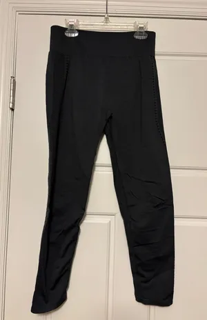 Fabletics Charcoal Grey 7/8 High Waist Leggings thumbnail 1