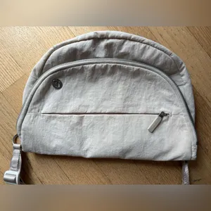 Lululemon all night festival bag thumbnail 10