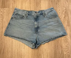 levi’s jean shorts  thumbnail 1