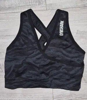 Gymshark Women's Black and Grey Bra thumbnail 1