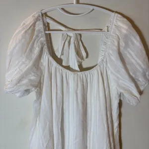 Davi & Dani White Kimmy Dress Puff Sleeve Tiered Back Tie NWT‎ Medium thumbnail 3