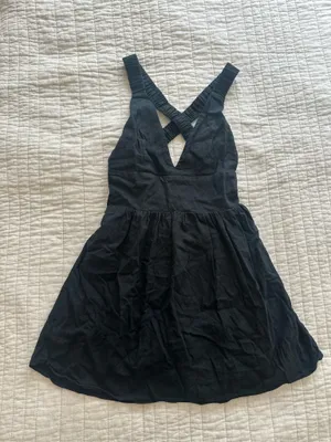 Abercrombie & Fitch Black V-neck Skort Dress thumbnail 1