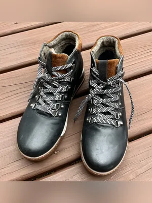 Women’s COUGAR - MADE IN ITALY- leather booties 🍃🍁🍂 thumbnail 2