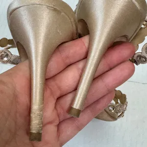 Badgley Mischka Rose Gold Rhinestone Strappy Heels Womens 6 Formal Prom Wedding thumbnail 3