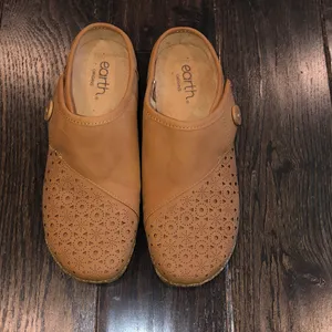 Earth origins slip on shoes size 8M thumbnail 3