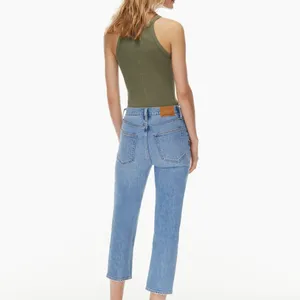 Denim Forum The Arlo Hi-Rise Straight Jean, size 25” thumbnail 4