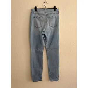Old Navy Wow Straight Jeans 8 Tall Light‎ Wash High Rise Denim thumbnail 2