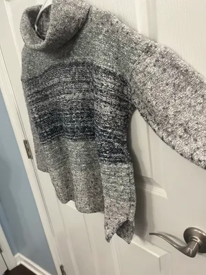 J. Jill Size Medium Cowl Neck 3/4 Sleeve Sweater thumbnail 5