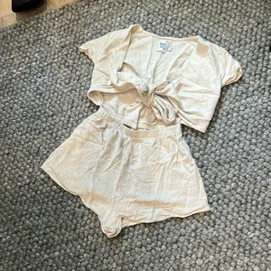 Princess Polly Linen Blend Cream Textured Tie Front Romper Size 4 thumbnail 2