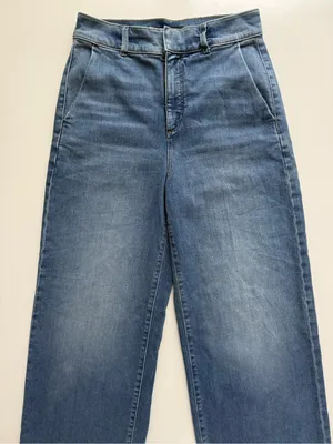 Ann Taylor The Trouser Wide Legged Jeans Size 4 thumbnail 3