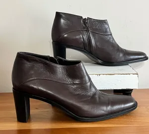 Etienne Aigner Donnie Brown Leather Square Toe Ankle Boots Womens 7M Brazil‎ thumbnail 1