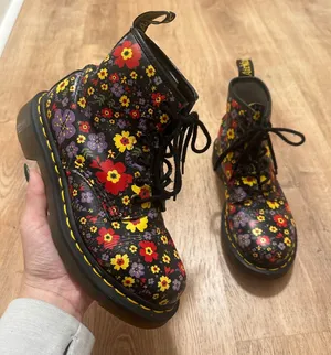 Dr Martens | 1460 Pascal Floral Black Leather Vintage Garden Combat Boots, EU 36 thumbnail 1