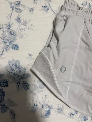 Lululemon Hotty Hot Shorts thumbnail 3