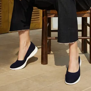 Vivaia Izabel Walker Pro Hybrid Comfort Support Knit Water RPT Flats Navy 8.5 thumbnail 1