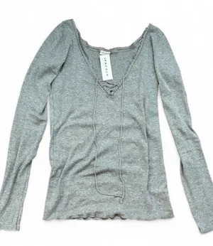 Brandy Melville Tania top  thumbnail 2