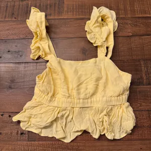 SUPERDOWN Ruffle‎ Crop Tank thumbnail 2