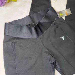 NWT Old Navy Active Go-Warm Leggings thumbnail 6