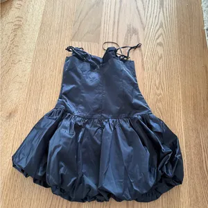 Lioness bubble hem dress thumbnail 3