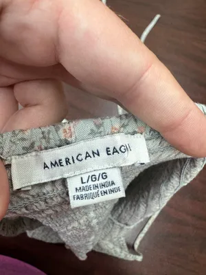 American Eagle Cropped Floral Halter Blouse Size Large thumbnail 4