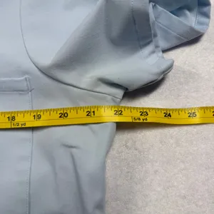 FIGS Kade Scrub Top Light Blue Size Large Men’s Medical Uniform V-Neck thumbnail 7