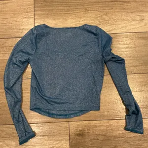 Hollister Long Sleeve Square Neck Glitter Top Blue Size‎ Medium thumbnail 4
