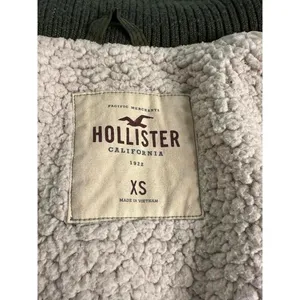 Hollister olive green sherpa-lined faux-fur trimmed hooded parka Size XS thumbnail 10