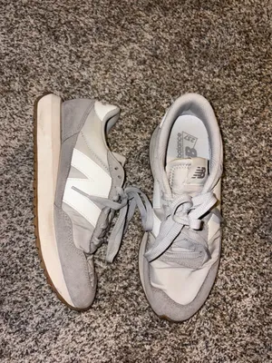 New Balance Shoes thumbnail 2