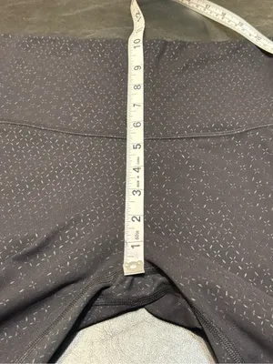 Lululemon Align High-Rise Pant with Pockets 25" in Gradiate Geo Emboss Black thumbnail 7