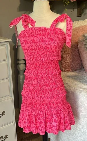 Tube Dress Tiered Form Fitting Pink Floral thumbnail 4