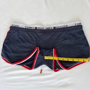 Tommy Hilfiger UO Exclusive Retro Shorts - Navy - M thumbnail 12