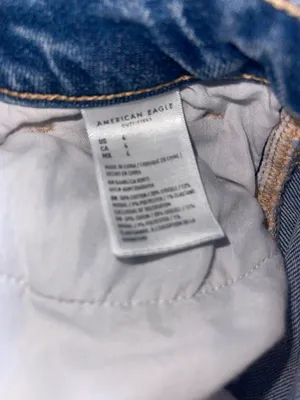 Mom Jeans thumbnail 4