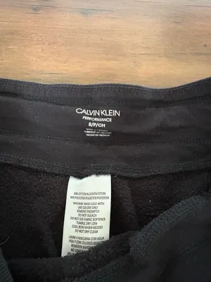 Calvin Klein Joggers thumbnail 3