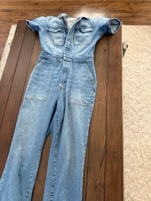 Good American Women’s Light Blue Denim Jumpsuit Jeans thumbnail 8