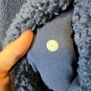 Lululemon Warmth Restore Sherpa Pullover Navy Blue Funnel Neck Fleece Size 10 thumbnail 6